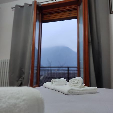 Casa Vacanza Il Corbetto Di Michela & Matteo Locana エクステリア 写真
